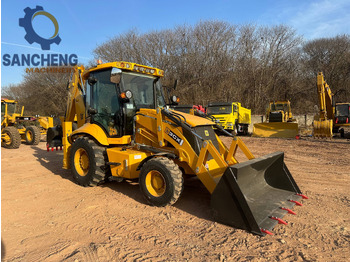 Экскаватор-погрузчик JCB 3CX