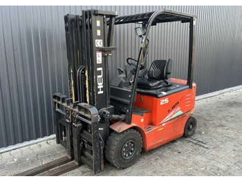 Электропогрузчик HELI