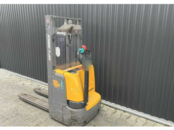 Штабелер Jungheinrich EJC110: фото 3 Штабелер Jungheinrich EJC110: фото 3