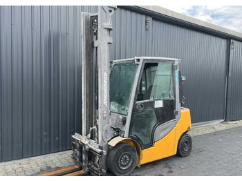 Газовый погрузчик JUNGHEINRICH TFG 425