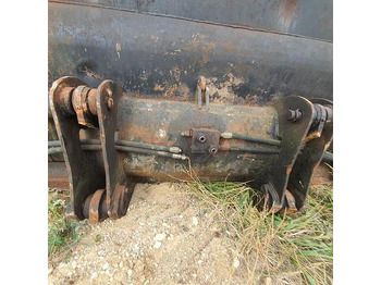 Ковш для погрузчика Liebherr L50 L70: фото 5