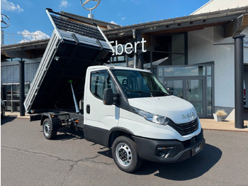 Малотоннажный самосвал IVECO Daily 35s16