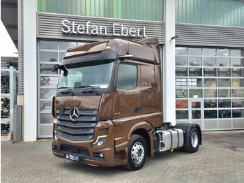 Тягач MERCEDES-BENZ Actros 1848