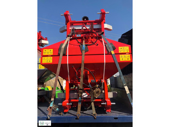 Разбрасыватель удобрений