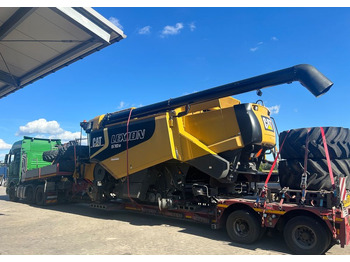 Зерноуборочный комбайн CLAAS Lexion 570