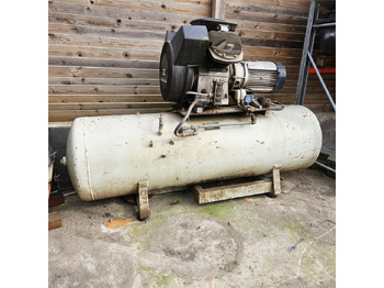 Воздушный компрессор ATLAS