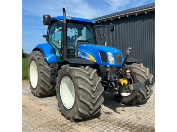 Трактор NEW HOLLAND T6000