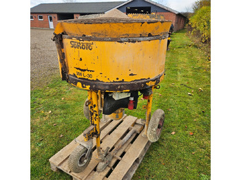 : фото в шапке страницы