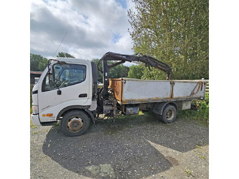 Грузовик бортовой/ Платформа TOYOTA