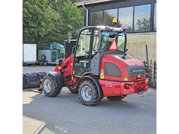 Мини-погрузчик с бортовым поворотом WEIDEMANN