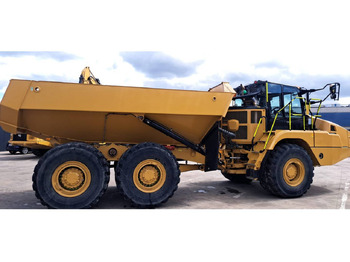 Сочленённый самосвал CATERPILLAR 730