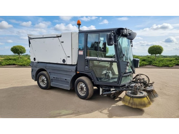 Подметально-уборочная машина SCHMIDT