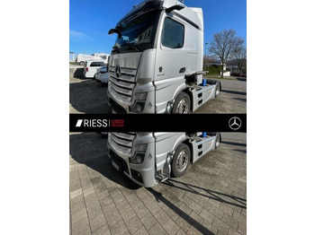 Тягач MERCEDES-BENZ Actros 1848