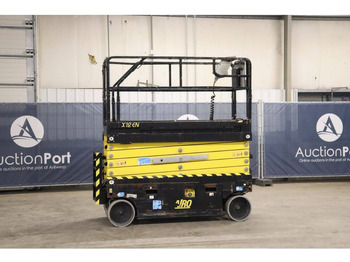 Ножничный подъемник