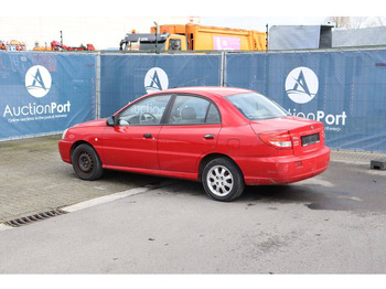 Седан Kia Rio: фото 4 Седан Kia Rio: фото 4