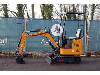 Мини-экскаватор