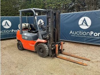 Газовый погрузчик TOYOTA FGF 25