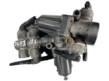 : фото в шапке страницы