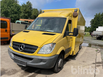 Торговый грузовик MERCEDES-BENZ Sprinter
