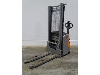 Штабелер STILL