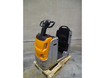 Складской тягач STILL