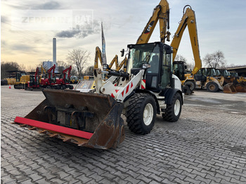 Колёсный погрузчик CATERPILLAR 908M