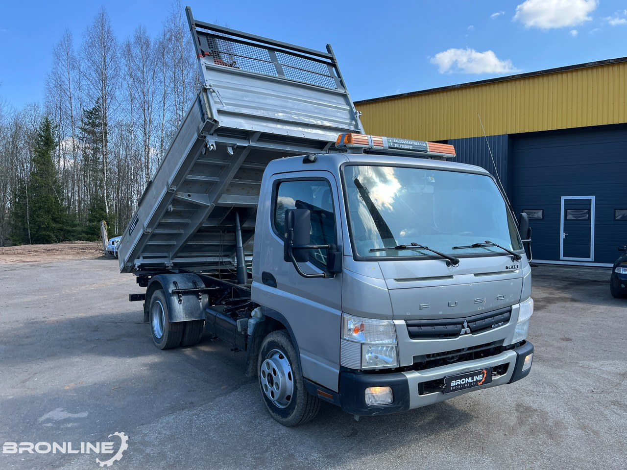 2013 Mitsubishi Fuso Canter 7C15 Tipper - Самосвал: фото 1 2013 Mitsubishi Fuso Canter 7C15 Tipper - Самосвал: фото 1