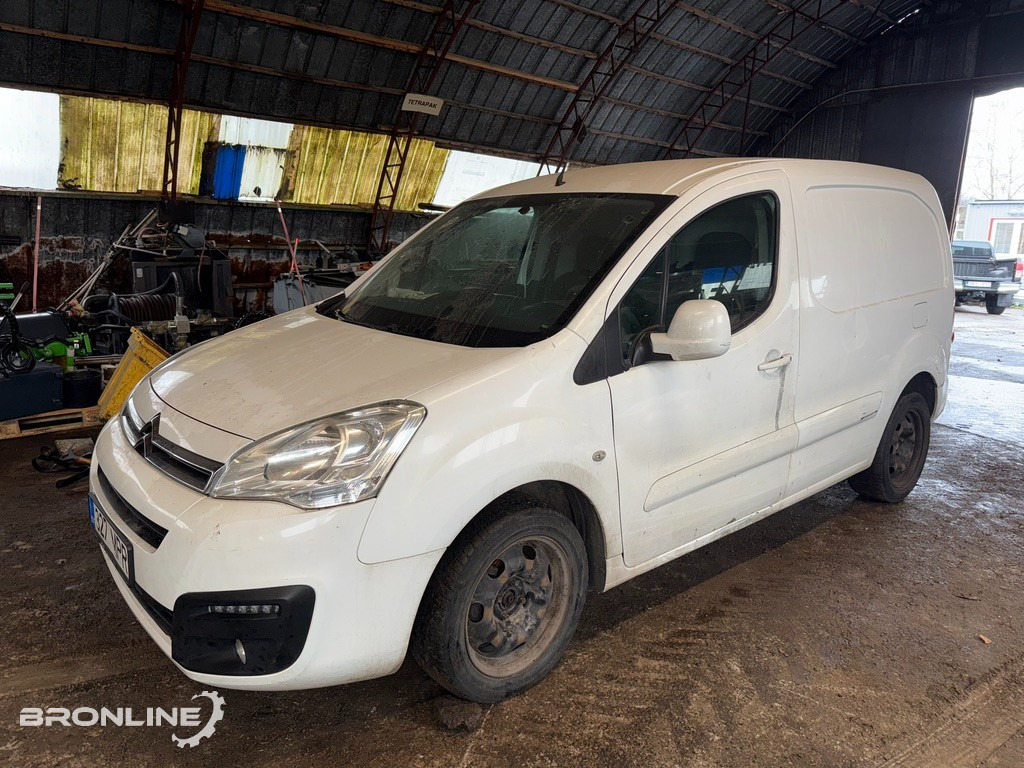 2016 Citroën Berlingo 1.6 72kW - Легковой фургон: фото 1 2016 Citroën Berlingo 1.6 72kW - Легковой фургон: фото 1