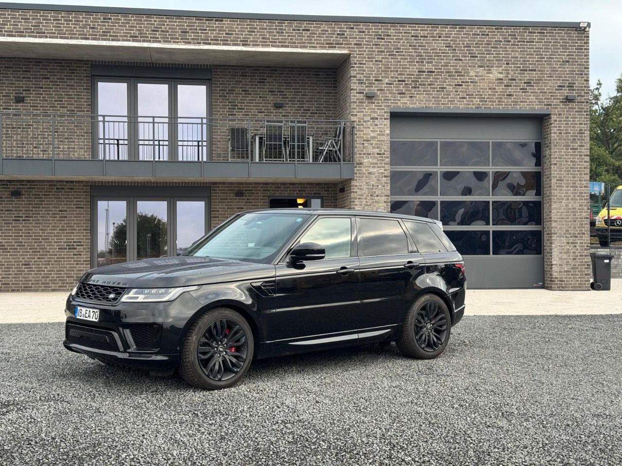 Land Rover Range Rover Sport SDV8 4.4 Autobiography Dynamic - Внедорожник: фото 1 Land Rover Range Rover Sport SDV8 4.4 Autobiography Dynamic - Внедорожник: фото 1