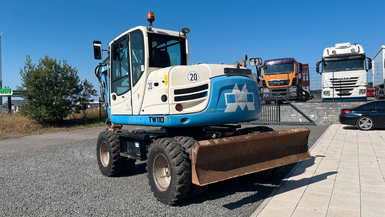 Terex TW110 Mobilbagger Verstellausleger 11000Kg - Колёсный экскаватор: фото 4 Terex TW110 Mobilbagger Verstellausleger 11000Kg - Колёсный экскаватор: фото 4