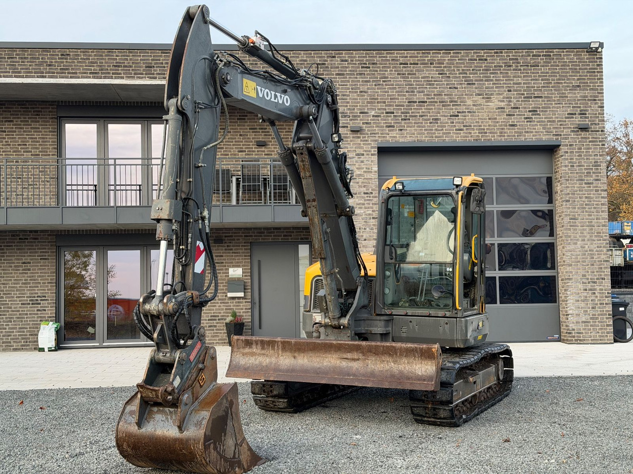 Volvo ECR 88 D Verstellauslger OQ Oilquick - Мини-экскаватор: фото 5 Volvo ECR 88 D Verstellauslger OQ Oilquick - Мини-экскаватор: фото 5