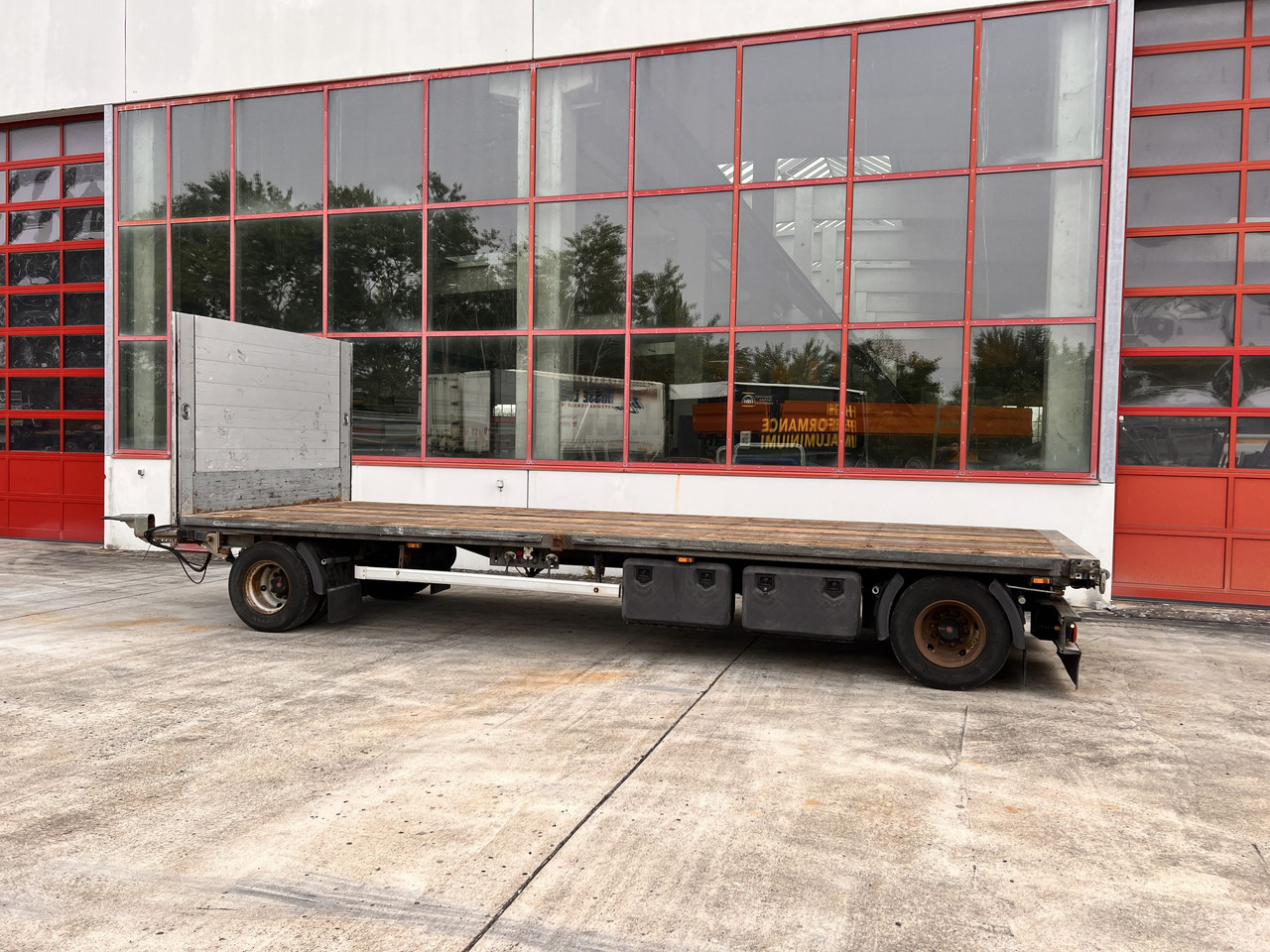 Ackermann PA-F 18/7.4E 2 Achs Jumboanhänger Mega - Низкорамный прицеп: фото 4 Ackermann PA-F 18/7.4E 2 Achs Jumboanhänger Mega - Низкорамный прицеп: фото 4