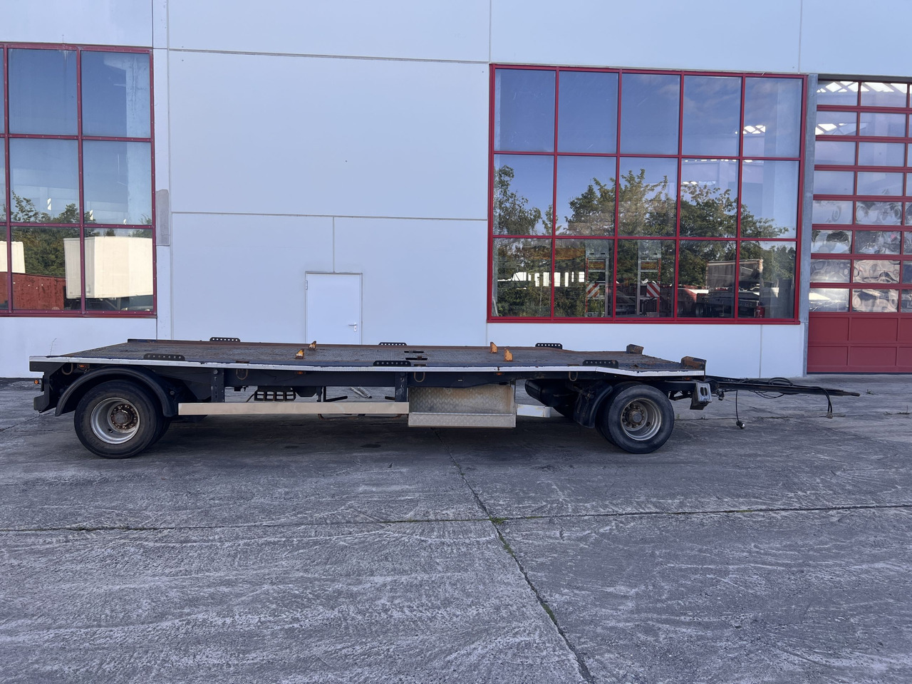 Dinkel DAC 18000 2 Achs Kombi- Anhänger für Abroll- oder Absetzmulden oder Tieflader - Прицеп бортовой/ Платформа: фото 3 Dinkel DAC 18000 2 Achs Kombi- Anhänger für Abroll- oder Absetzmulden oder Tieflader - Прицеп бортовой/ Платформа: фото 3