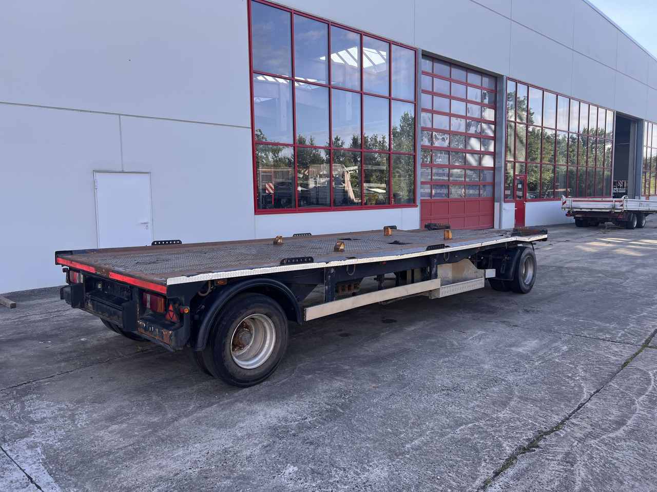 Dinkel DAC 18000 2 Achs Kombi- Anhänger für Abroll- oder Absetzmulden oder Tieflader - Прицеп бортовой/ Платформа: фото 5 Dinkel DAC 18000 2 Achs Kombi- Anhänger für Abroll- oder Absetzmulden oder Tieflader - Прицеп бортовой/ Платформа: фото 5