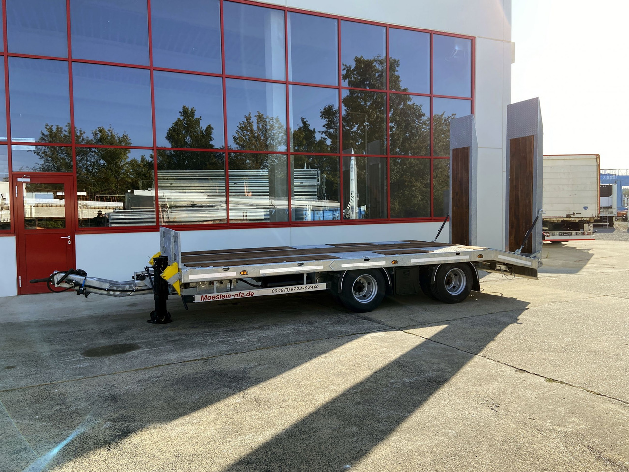 Möslein TT 21-6,5 21 t Tandemtieflader, Luftgefedert, NEU - Низкорамный прицеп: фото 3 Möslein TT 21-6,5 21 t Tandemtieflader, Luftgefedert, NEU - Низкорамный прицеп: фото 3