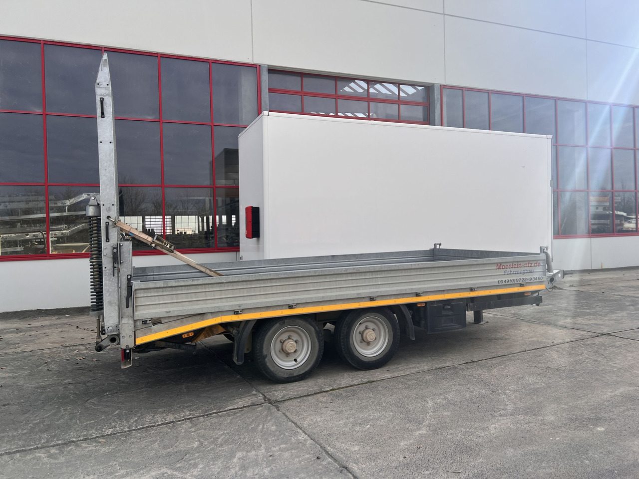 Möslein TTS 11 Schwebheim Tandemtieflader, Breite Rampen, Wenig Benutzt - Низкорамный прицеп: фото 2 Möslein TTS 11 Schwebheim Tandemtieflader, Breite Rampen, Wenig Benutzt - Низкорамный прицеп: фото 2