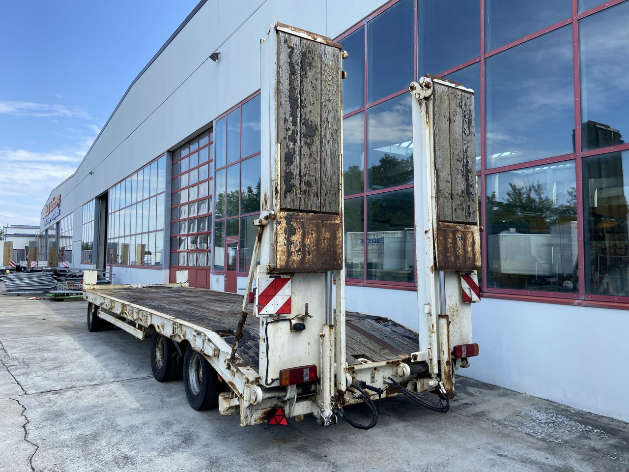 Müller Mitteltal PT 30 3 Achs Tieflader 9,20 m Ladefläche - Низкорамный прицеп: фото 2 Müller Mitteltal PT 30 3 Achs Tieflader 9,20 m Ladefläche - Низкорамный прицеп: фото 2