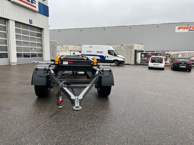 Schlittenanhänger 18 S Schlittenanhänger 18 S - Прицеп мультилифт/ Бункеровоз: фото 3 Schlittenanhänger 18 S Schlittenanhänger 18 S - Прицеп мультилифт/ Бункеровоз: фото 3