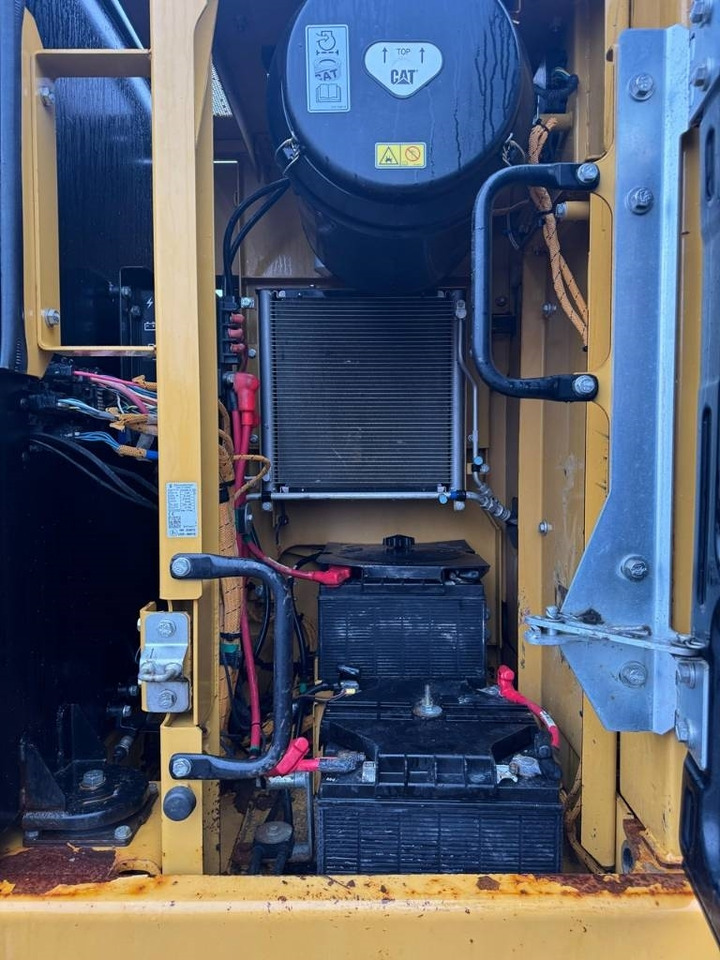 Гусеничный экскаватор CAT 324 EL: фото 20