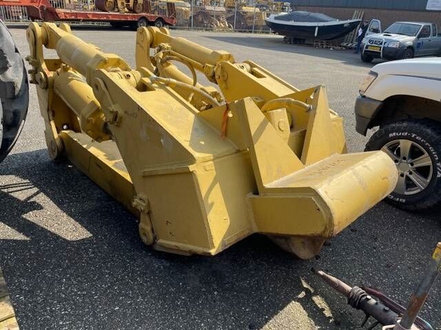 CAT D 8 R Ripper - Рыхлитель для Строительной техники: фото 3 CAT D 8 R Ripper - Рыхлитель для Строительной техники: фото 3