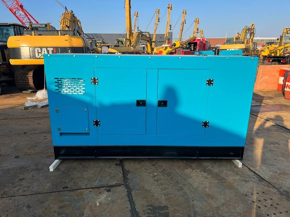 Ricardo 150KVA (120KW) SILENT GENERATOR 3 PHASE 50HZ 400V - Электрогенератор: фото 5 Ricardo 150KVA (120KW) SILENT GENERATOR 3 PHASE 50HZ 400V - Электрогенератор: фото 5