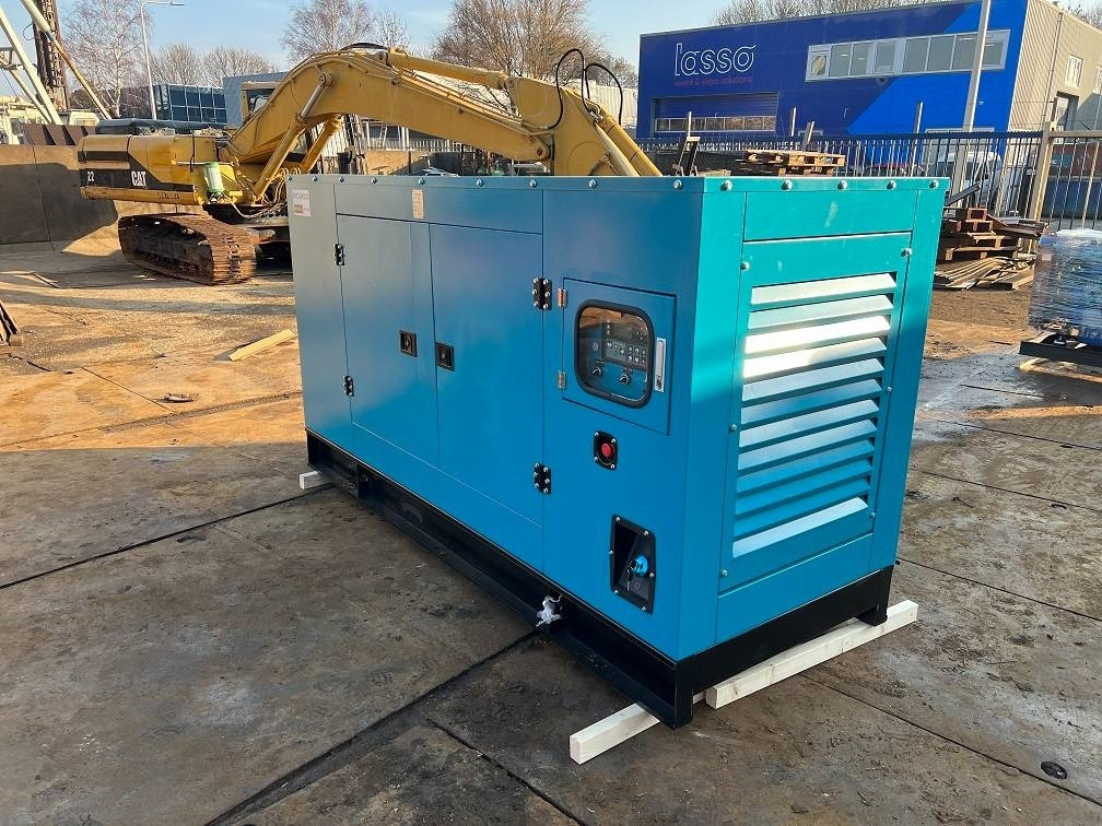 Ricardo 150KVA (120KW) SILENT GENERATOR 3 PHASE 50HZ 400V - Электрогенератор: фото 3 Ricardo 150KVA (120KW) SILENT GENERATOR 3 PHASE 50HZ 400V - Электрогенератор: фото 3