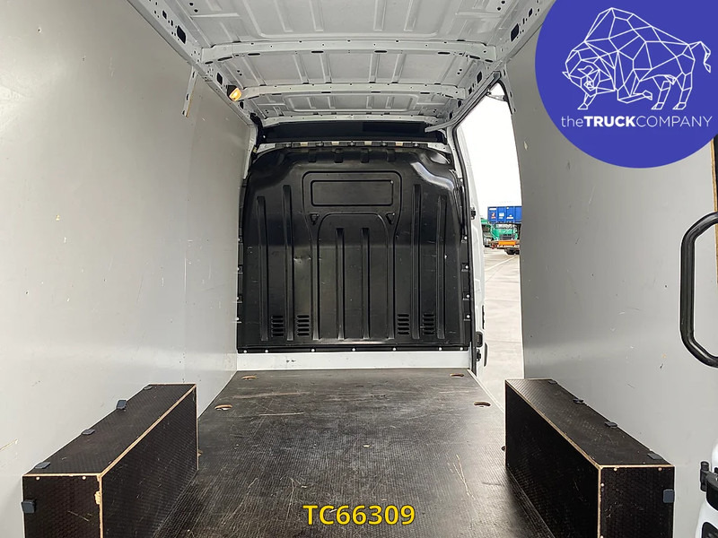 Легковой фургон Nissan Interstar 130.35 L2H2: фото 14 Легковой фургон Nissan Interstar 130.35 L2H2: фото 14