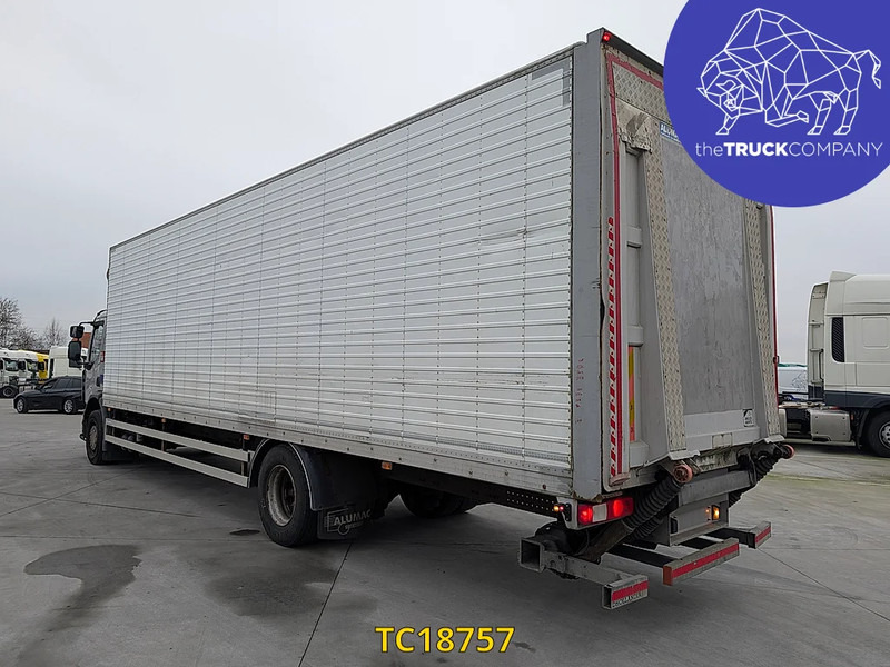 Renault D 280 - Грузовик с закрытым кузовом: фото 2 Renault D 280 - Грузовик с закрытым кузовом: фото 2