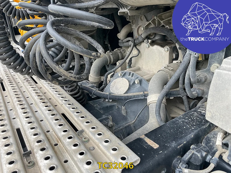 MAN TGX 460 - Тягач: фото 3 MAN TGX 460 - Тягач: фото 3