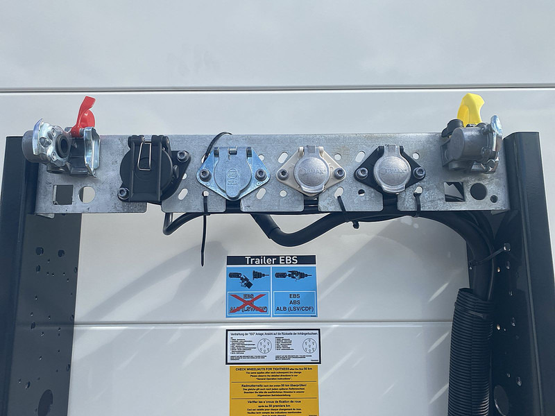 Полуприцеп-фургон KLEYN TRAILERS TFSH 18 KOFFER NIEUW HH VLOER KLEP: фото 10 Полуприцеп-фургон KLEYN TRAILERS TFSH 18 KOFFER NIEUW HH VLOER KLEP: фото 10