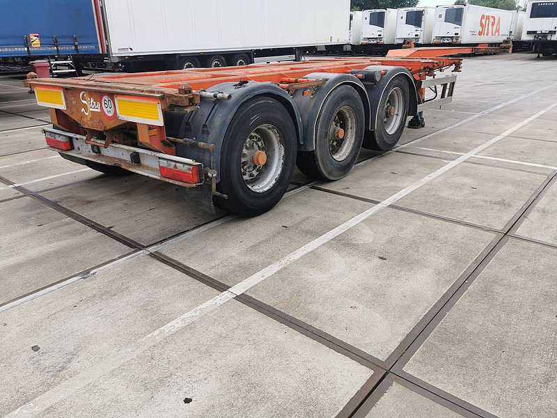 Nooteboom FT 43 03 V lift axle; BPW - Полуприцеп-контейнеровоз/ Сменный кузов: фото 2 Nooteboom FT 43 03 V lift axle; BPW - Полуприцеп-контейнеровоз/ Сменный кузов: фото 2