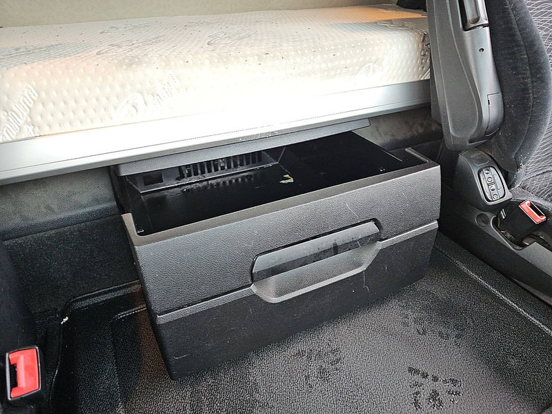 Тягач Mercedes-Benz ACTROS 1845 LS: фото 14