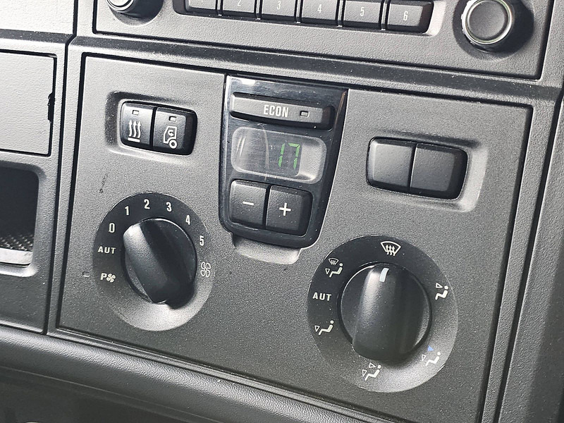 Тягач Scania R410 TL RETARDER 2X TANK: фото 11