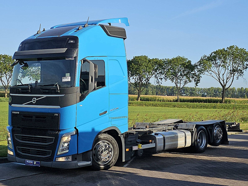 Volvo FH 460 XL XENON WB490 - Грузовик-контейнеровоз/ Сменный кузов: фото 2 Volvo FH 460 XL XENON WB490 - Грузовик-контейнеровоз/ Сменный кузов: фото 2